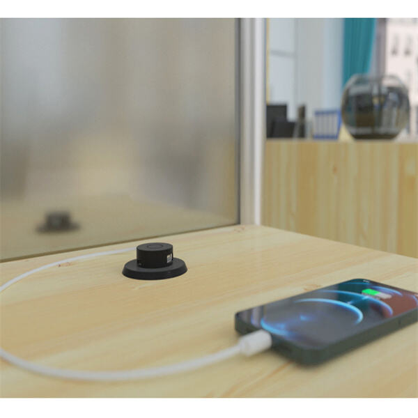 Vylepšete si kuchyni skrytým vysunutým zásuvníkem pro snadný přístup